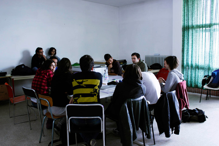 Fupete_Krisis-Legami_Urbino2012_11